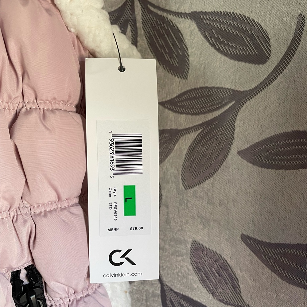 Calvin Klein Pink Quilted Vest with White Sherpa Trim - Picture 5 of 6